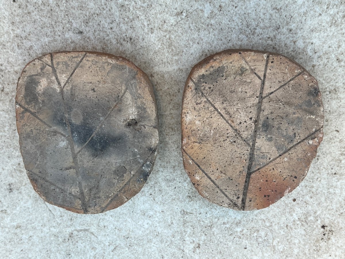 Pair Of Buddhist Terracotta Amulets 16th Century Pagan Burma -photo-4