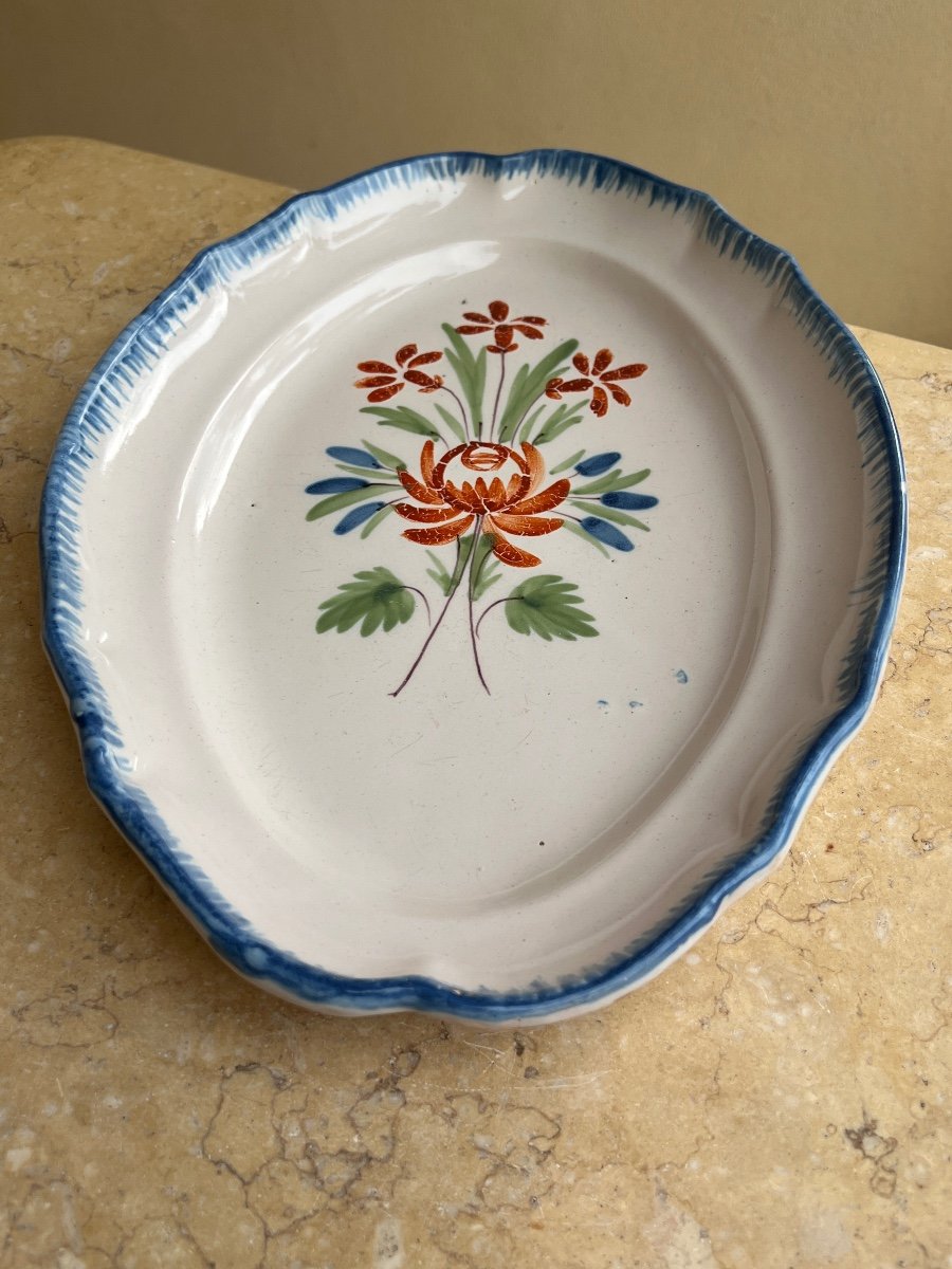 19th Century Earthenware Dish -photo-2