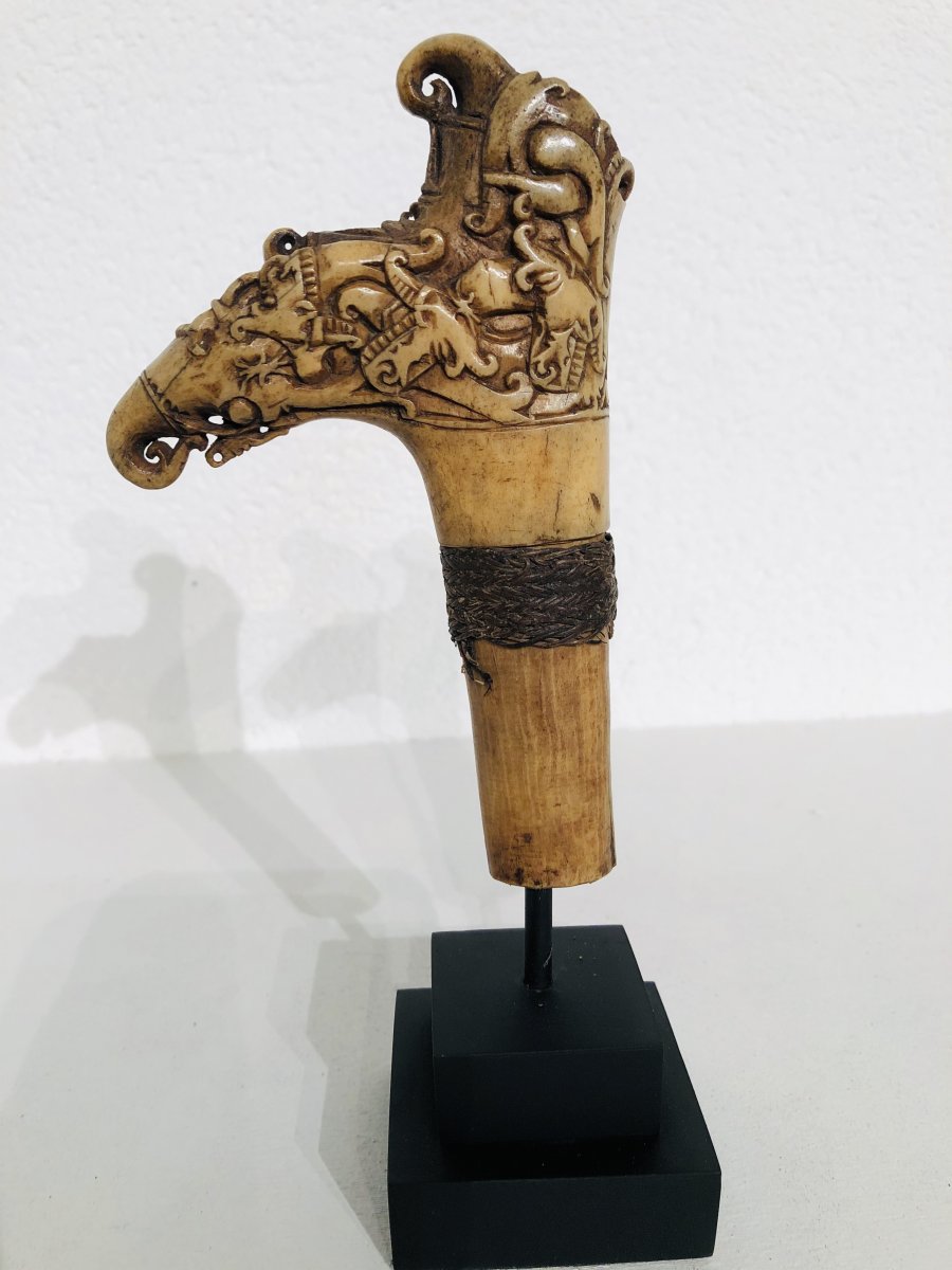 Ceremonial Saber Handle Mandau Dayak Indonesia-photo-2