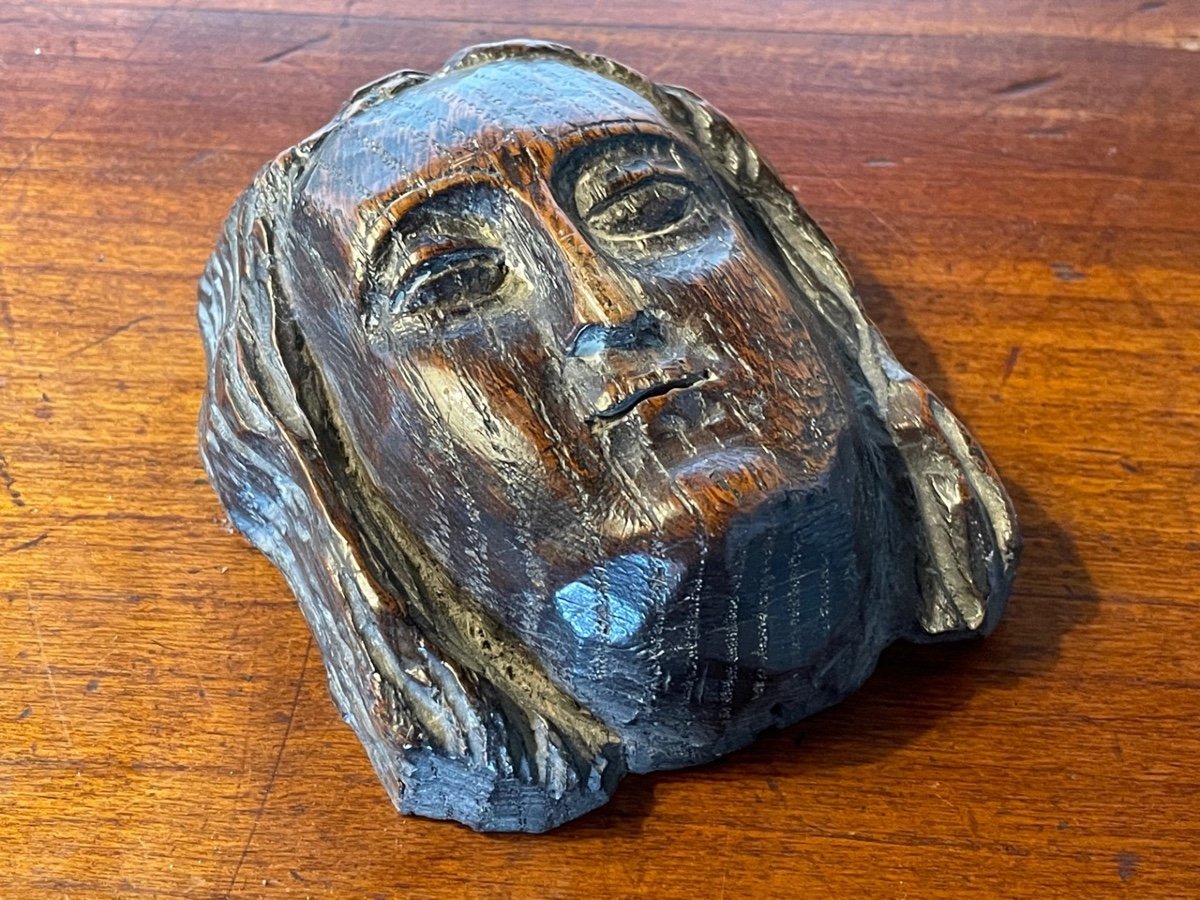 Carved Head In Oak Applique