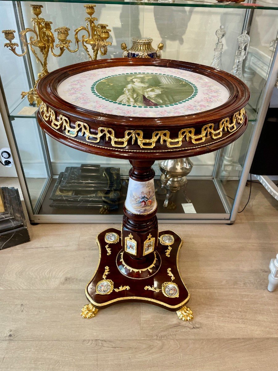 19th Century Pedestal Table With Portrait Of Mary Graham-photo-1