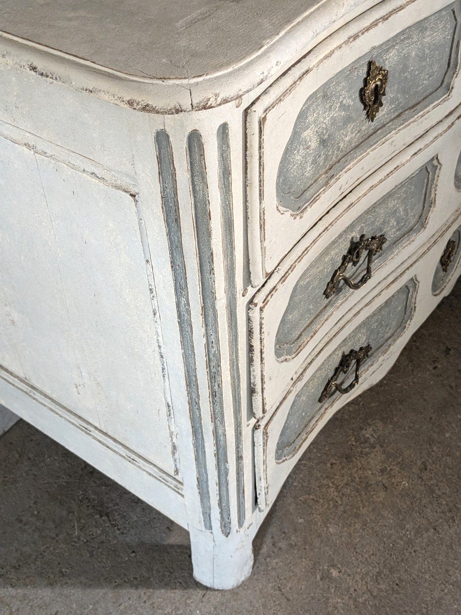 Louis XV Chest Of Drawers, 18th Century.-photo-3