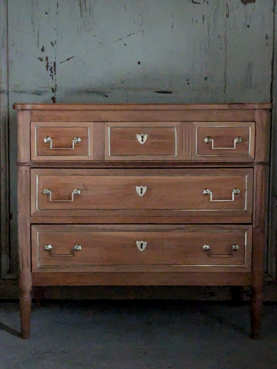 Small Louis XVI Chest Of Drawers, 19th Century.