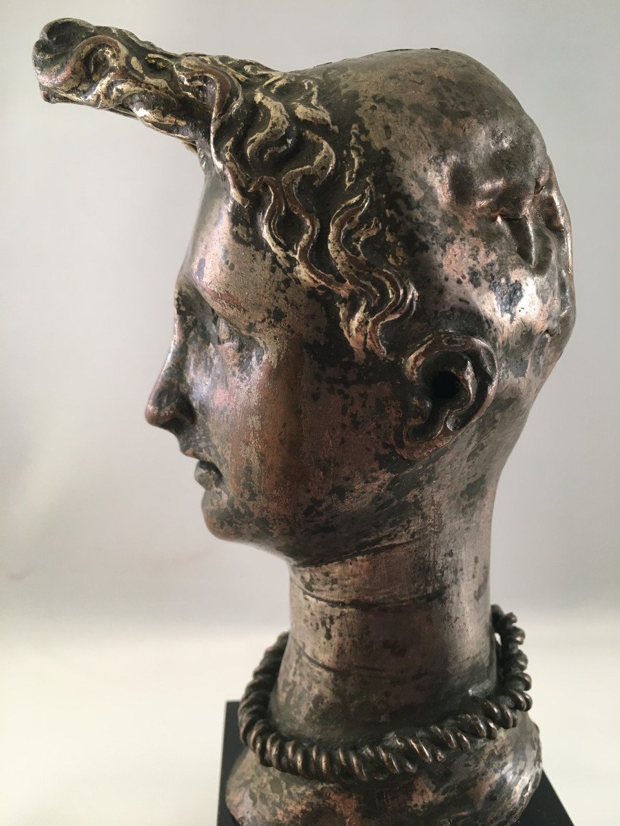 A Silver-plated Head Of Ricky With The Tuft-photo-1