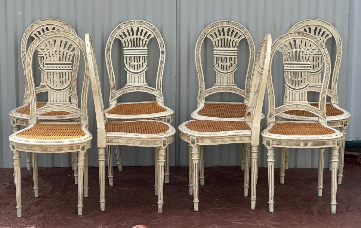 8 Chaises