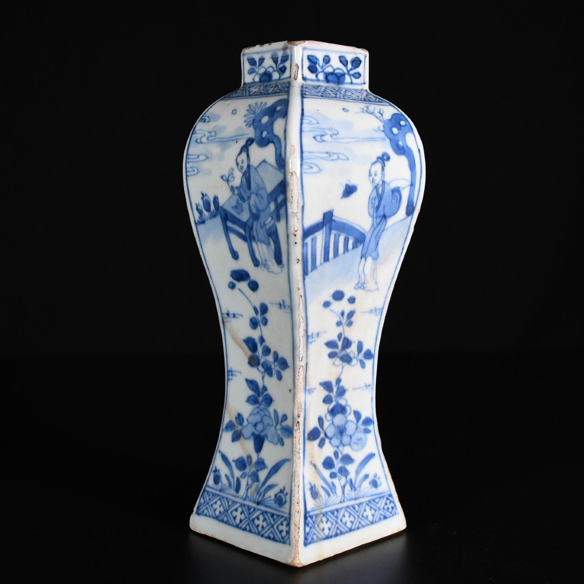 Vase En Porcelaine à Décor Bleu Et Blanc De Personnages -  Chine XVIIIe Période Kangxi-photo-2