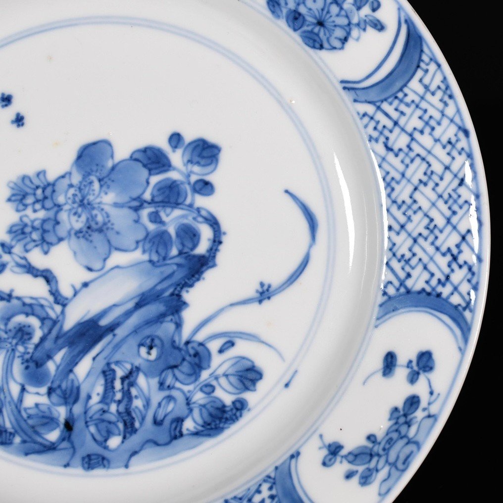 Petite Assiette En Porcelaine à Décor Bleu Et Blanc De Fleurs - Chine XVIIe Période Kangxi-photo-3