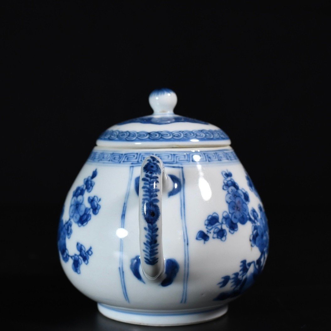 Rare théière En Porcelaine à Décor Bleu Et Blanc de Prunus - Chine XVIIIe Période Kangxi-photo-3