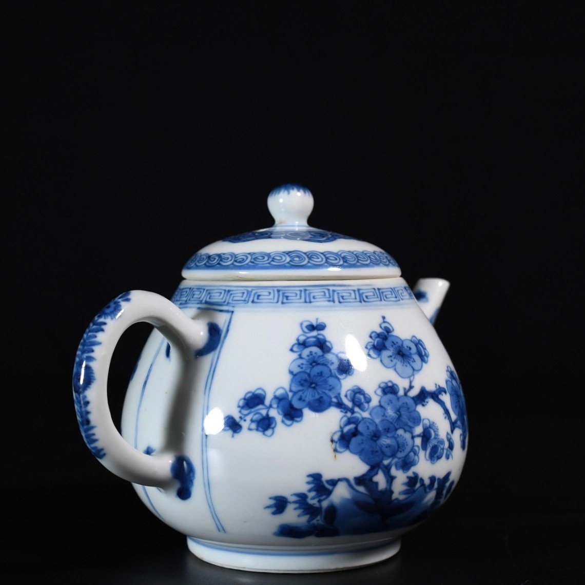 Rare théière En Porcelaine à Décor Bleu Et Blanc de Prunus - Chine XVIIIe Période Kangxi-photo-4