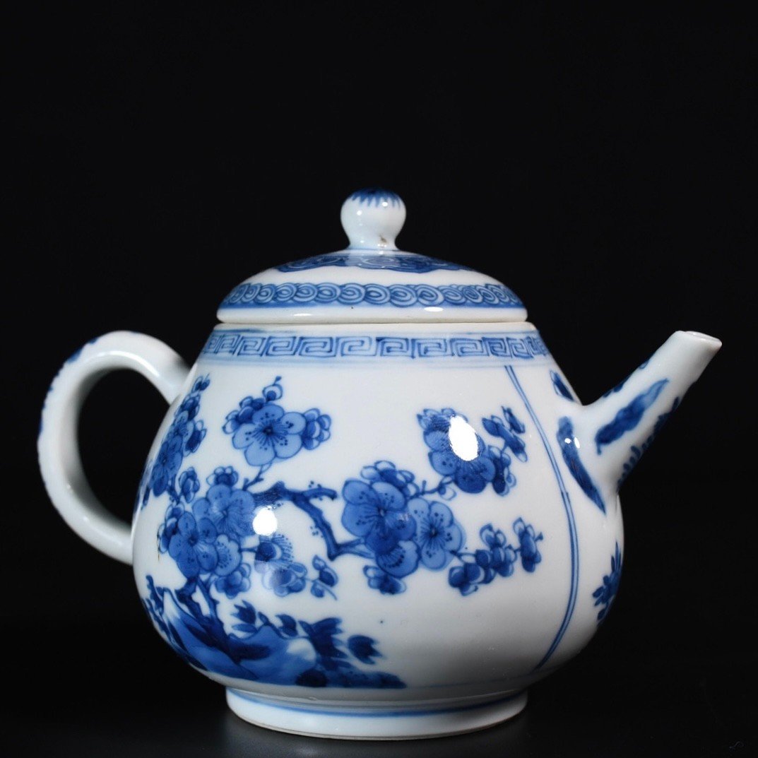 Rare théière En Porcelaine à Décor Bleu Et Blanc de Prunus - Chine XVIIIe Période Kangxi-photo-3