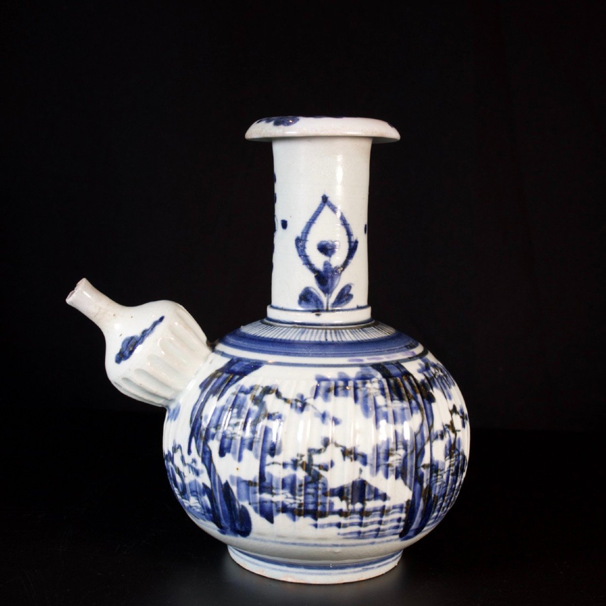 Ensemble De Kendi Bleu et Blanc Formant Paire En Porcelaine d'Arita - Japon XVIIe Période Edo-photo-3