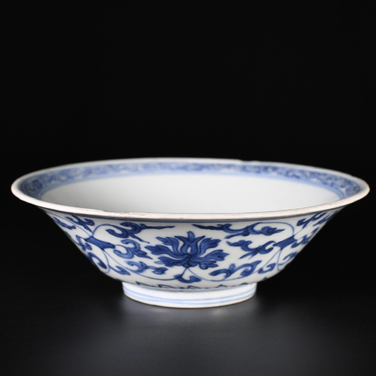 Bol De Forme Conique à Décor Bleu Et Blanc De Rinceaux De Lotus - Chine XVIIe Kangxi Period-photo-3