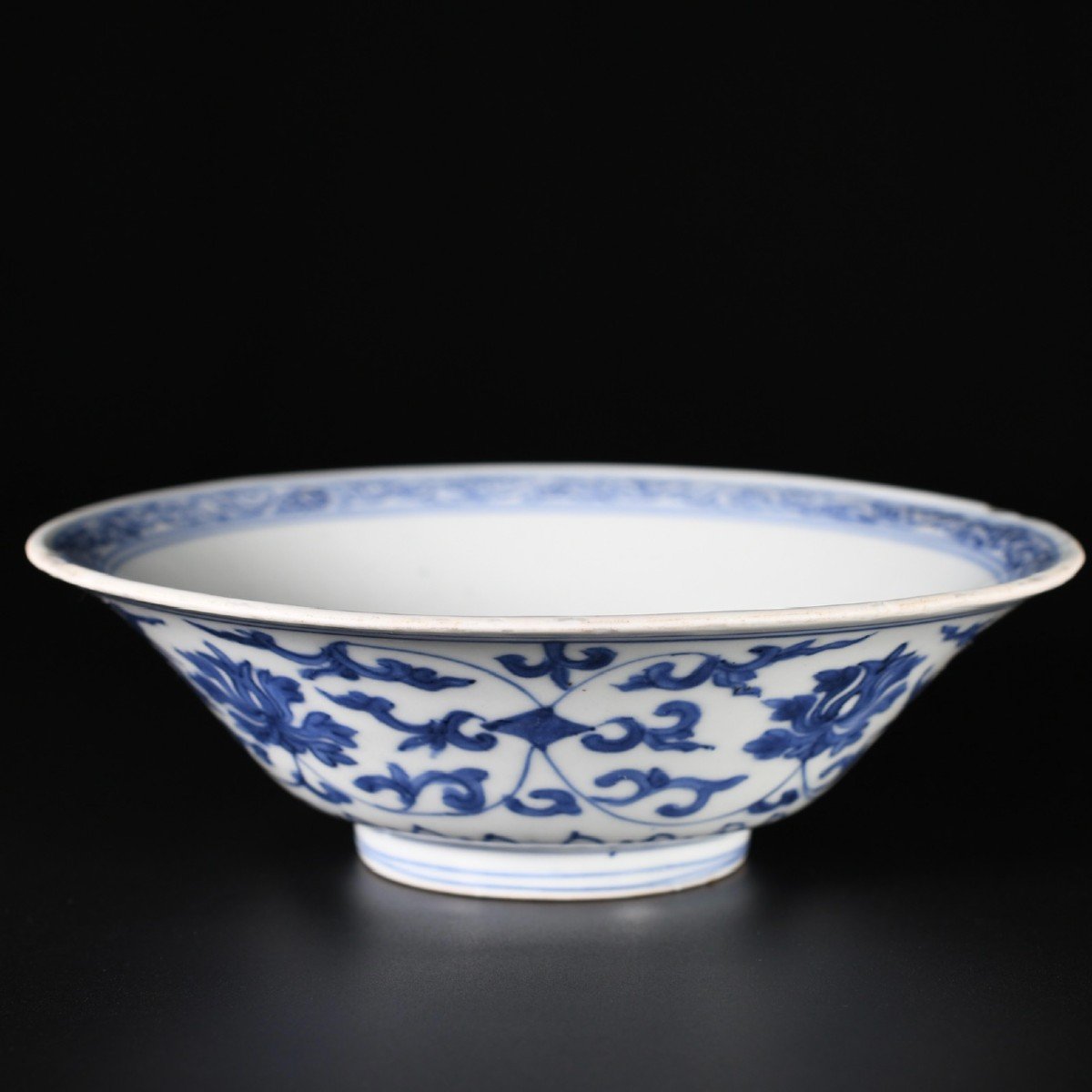 Bol De Forme Conique à Décor Bleu Et Blanc De Rinceaux De Lotus - Chine XVIIe Kangxi Period-photo-4