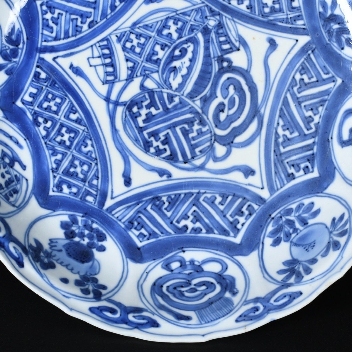Coupe En Porcelaine à Décor Bleu Et Blanc d'Objets Précieux - Chine XVIIe Période Wanli-photo-4