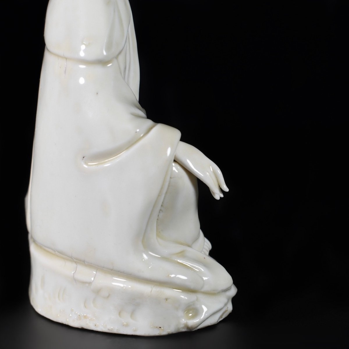 Guanyin En Porcelaine Dit "Blanc De Chine" - Chine Fin De La Dynastie Ming-photo-3