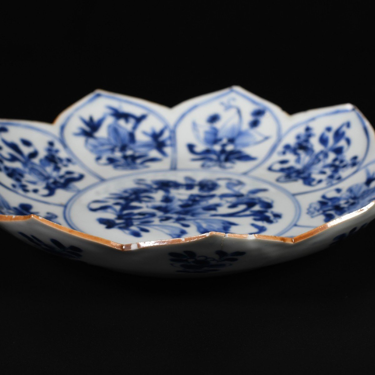 "lotus"shape  Porcelain Saucer - China 18th Century Kangxi Period-photo-4