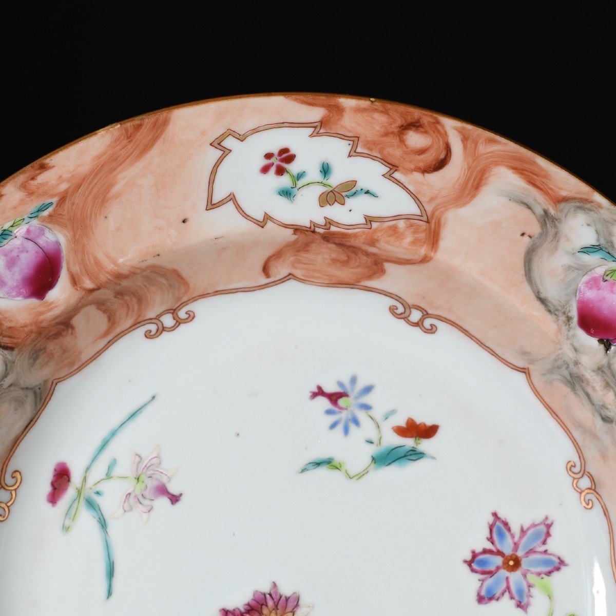 Faux-marbre Porcelain Soup Plate With Famille Rose Enamels  - China 18th Qianlong Period-photo-2