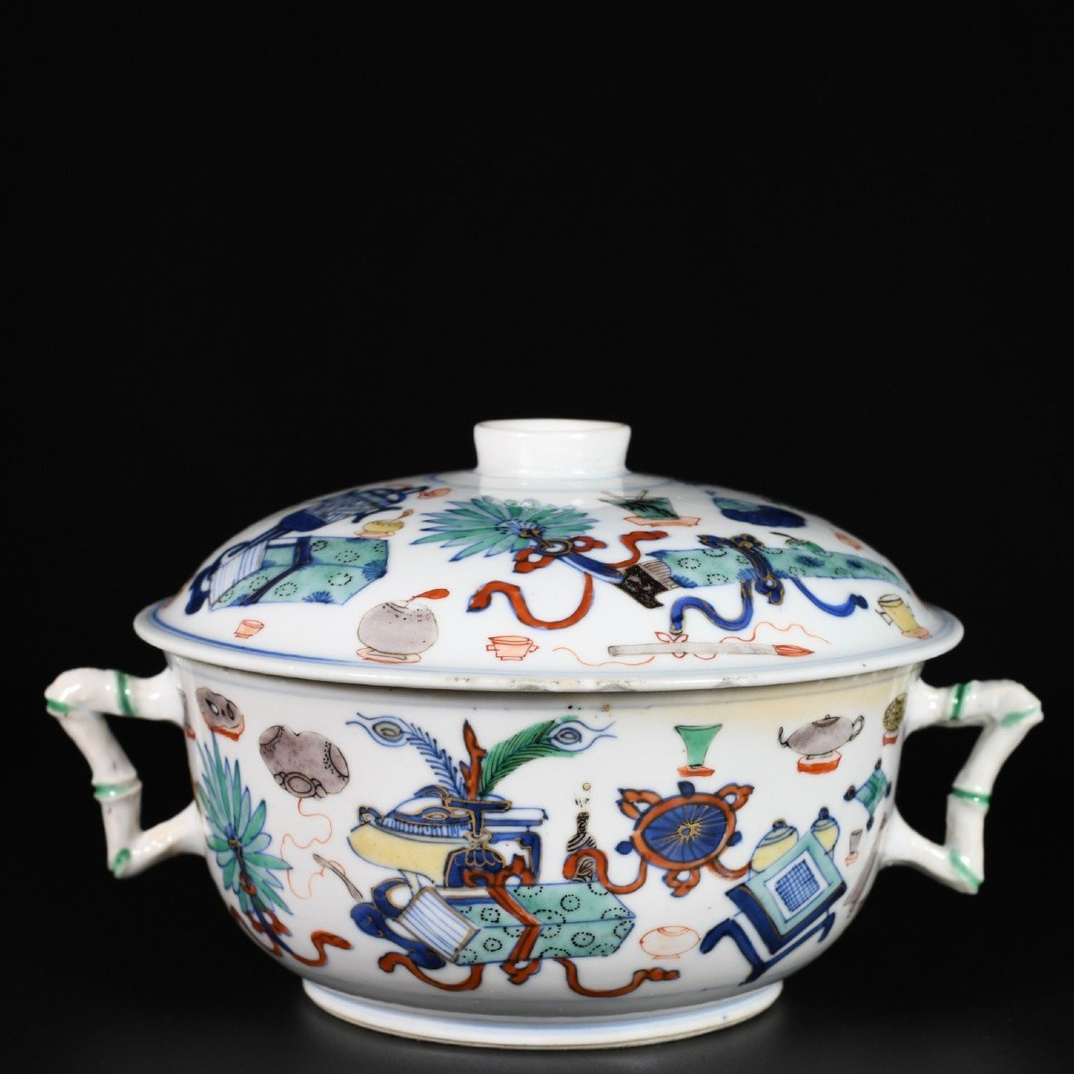 Doucai "hundred Antiques" Ecuelle - China, 18th Century Kangxi Period-photo-1