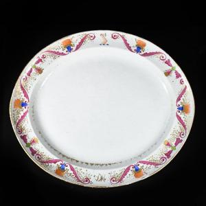 Important Plat En Porcelaine Aux émaux De La Famille Rose - Chine XVIIIe Période Qianlong