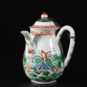 Chocolate Pot With Famille Verte Enamels Decorated With Conch Shells - China 18th Century Kangxi Period