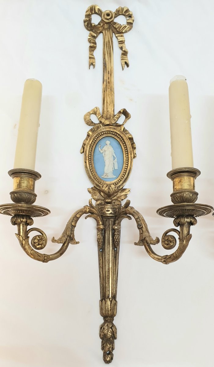 Maison Mottheau Paris Pair Of Louis XV Sconces In Chiseled And Gilt Bronze XIXth-photo-4