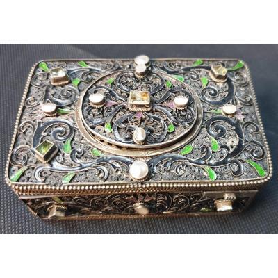 Singer Bird Box In Vermeil Pearls And Stone XIXth Century
