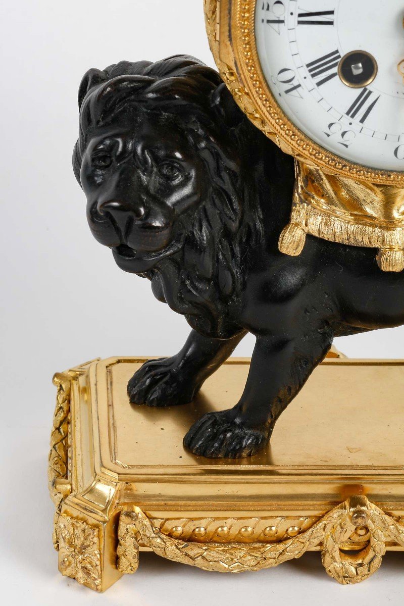 Rare Pendule dite « Au Lion Paisible » Fin XIXème Siècle-photo-3