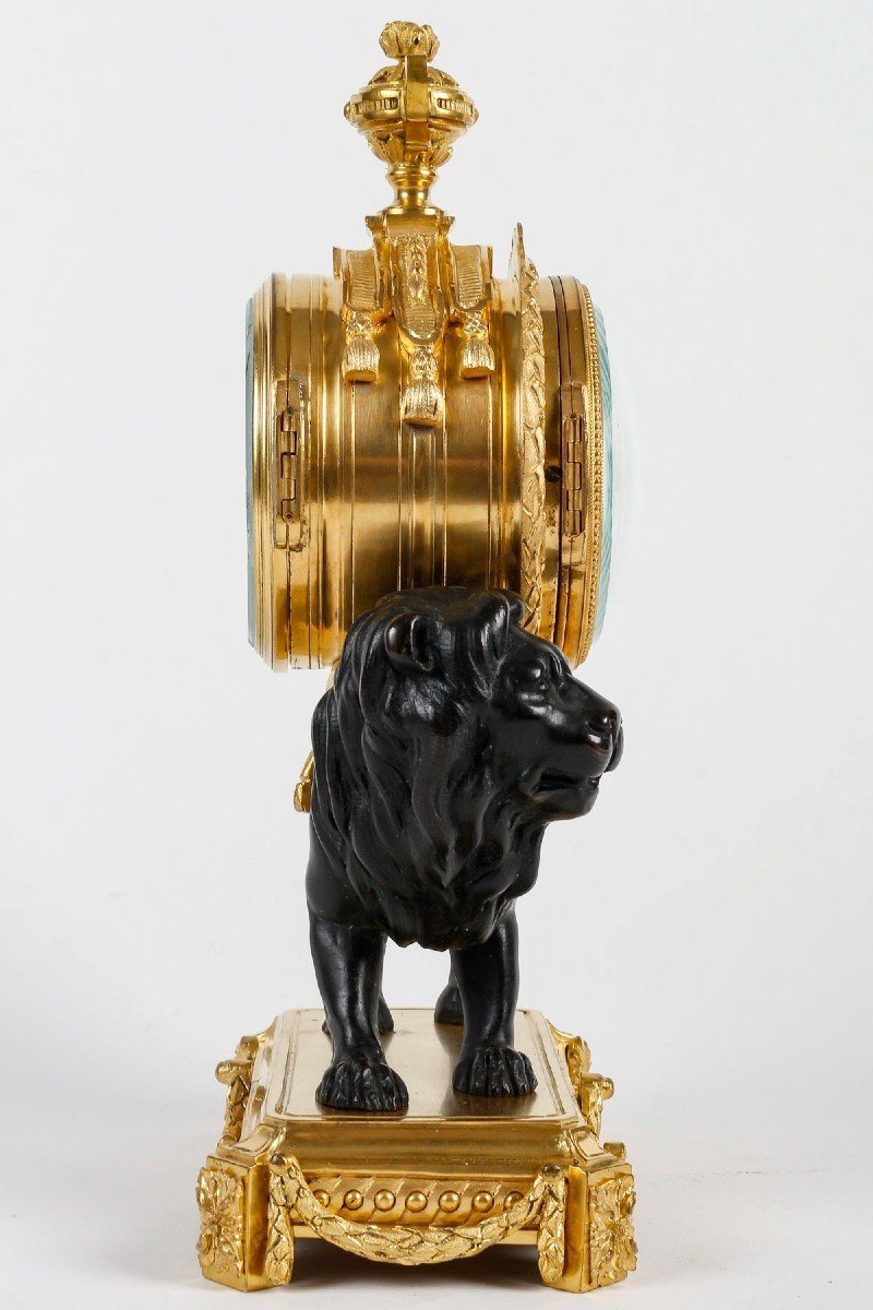 Rare Pendule dite « Au Lion Paisible » Fin XIXème Siècle-photo-4