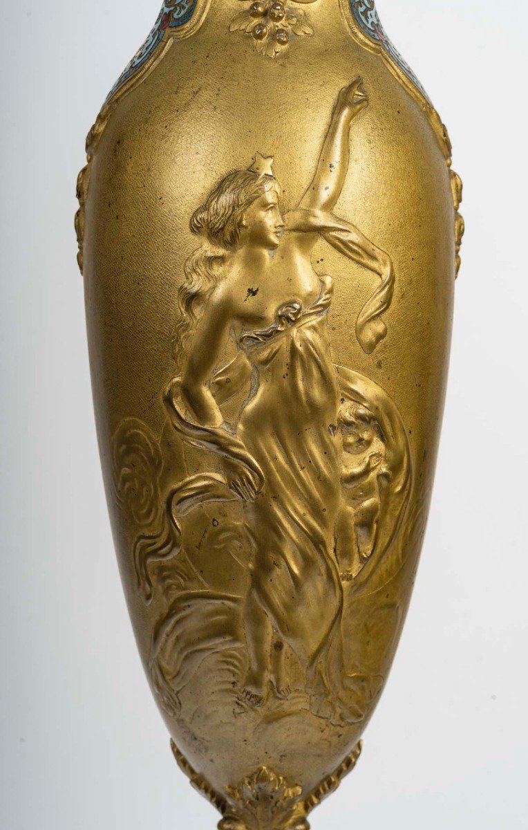 A French Belle Epoque "fairies" Centerpiece Vase, Attributed To F.barbedienne, Circa 1900-photo-1