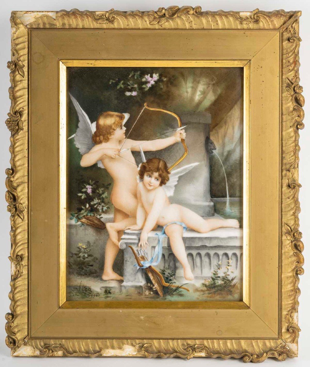 Les Amours à La Fontaine,  Plaque En Porcelaine Polychrome, Circa 1900