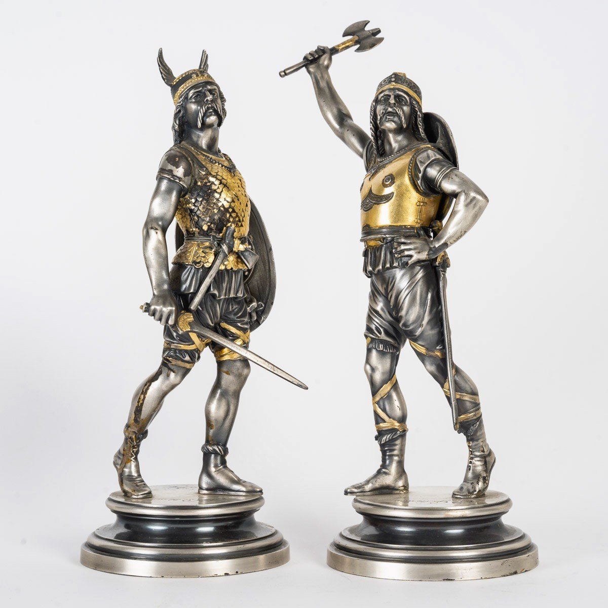 émile-coriolan Guillemin (1841-1907) Pair Of Bronze Gauls Soldiers Circa 1875