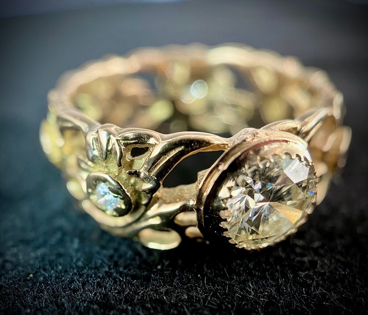 Rose And Yellow Gold Ring With A Central Diamond Of 0.80 Carat (vs-i/j), Floral Decor On The Ring-photo-4