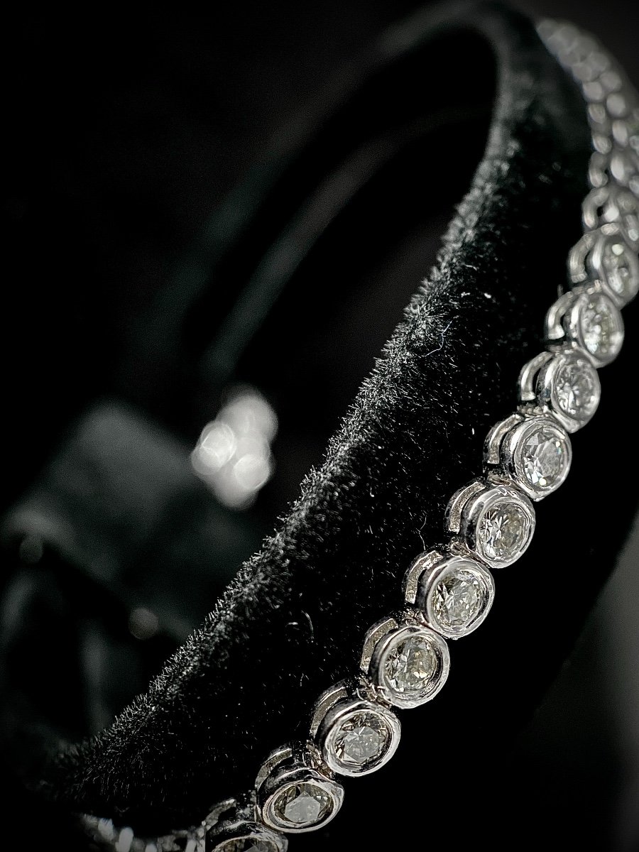 River Bracelet Set With 54 Diamonds Of 0.10 Carat Each In Bezel Setting (vs-g/h/i)