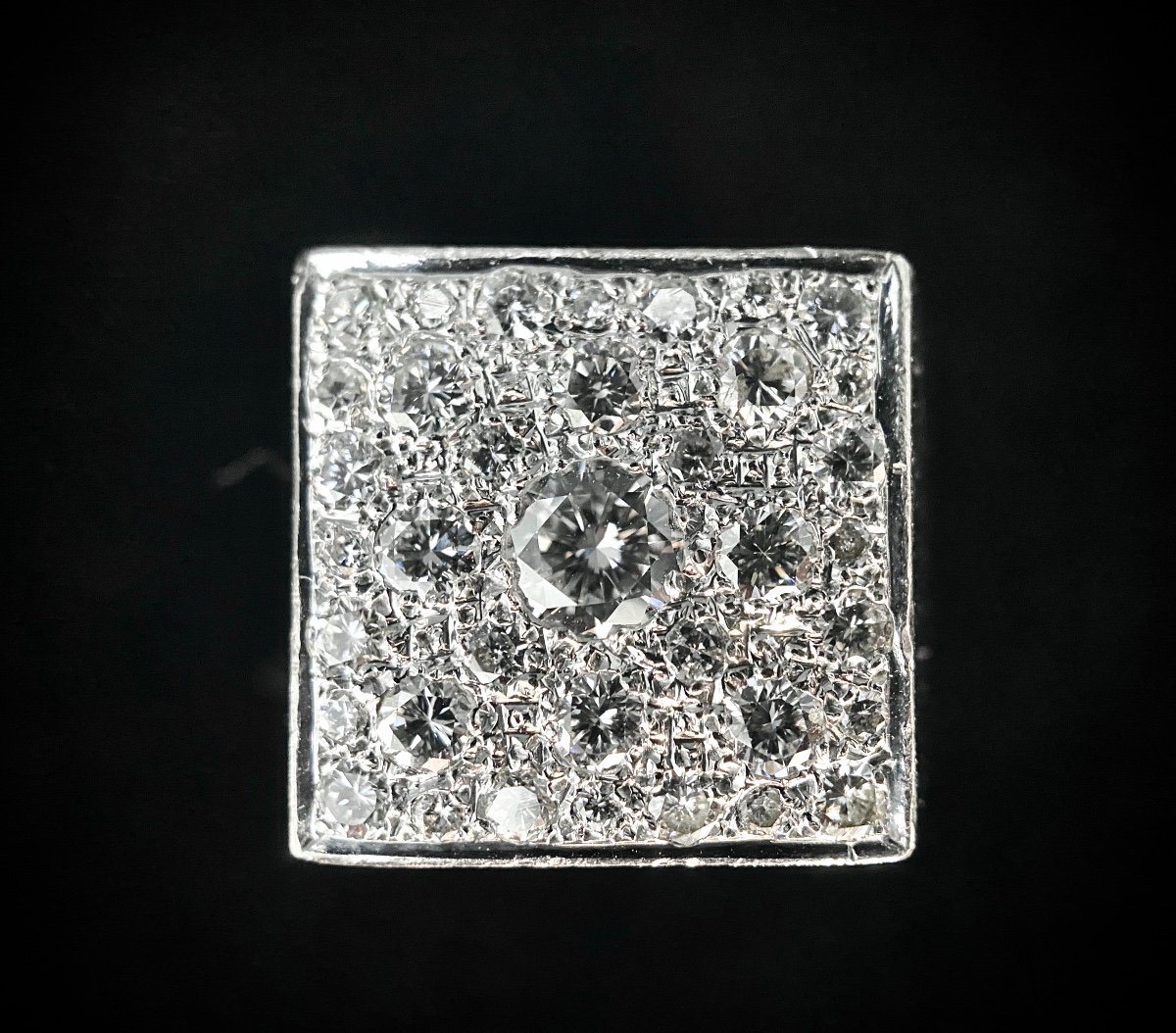 Platinum Signet Ring With 2 Carat Diamond Pave-photo-4