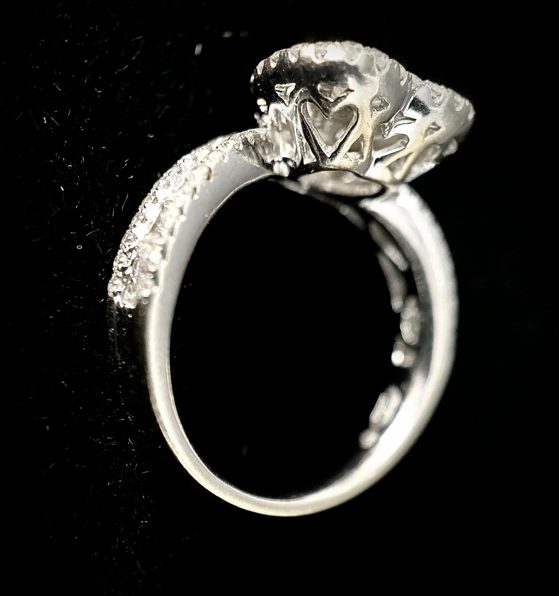 18k White Gold Ring Set With 3.16 Carats Of Baguette, Brilliant And Princess Diamonds-photo-1