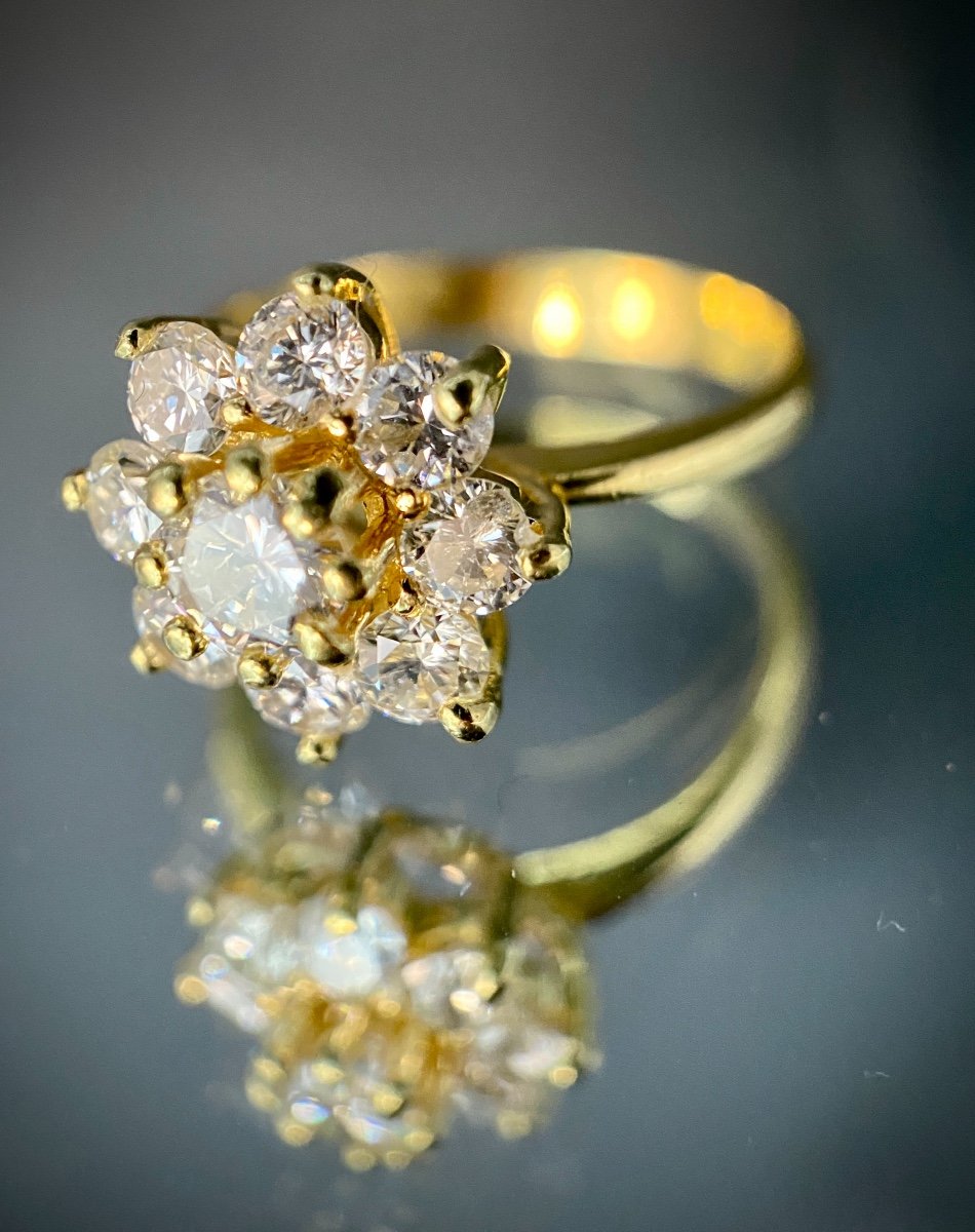 Marguerite Model Ring In 18k Gold With 0.30 Carat Central Diamond (vs-g/h)-photo-3