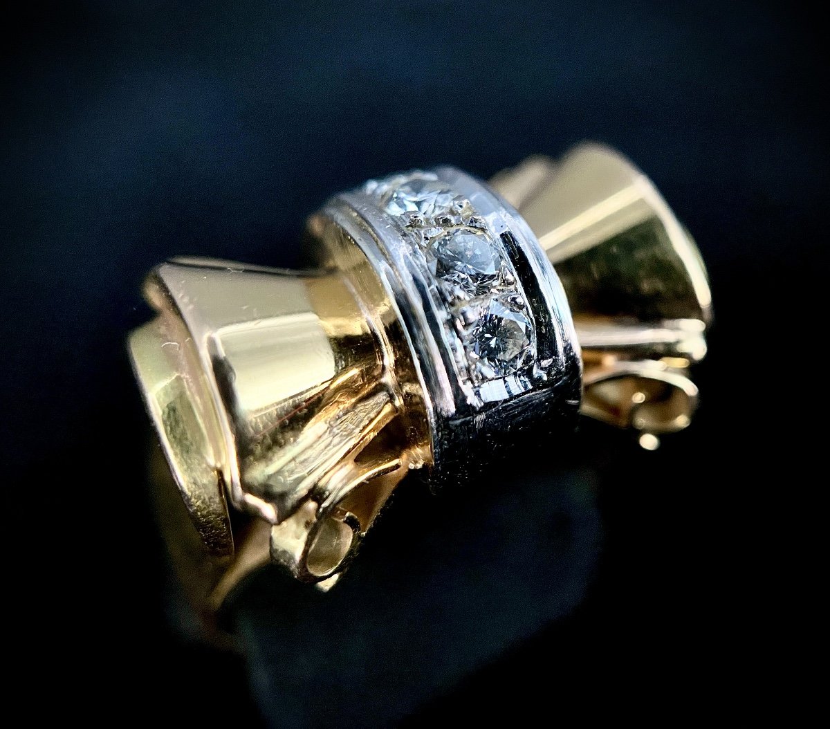 Bague d'époque 1940 En Or Bicolore 18k Sertie De 4 Diamants Totalisant 0,20 Carat-photo-6