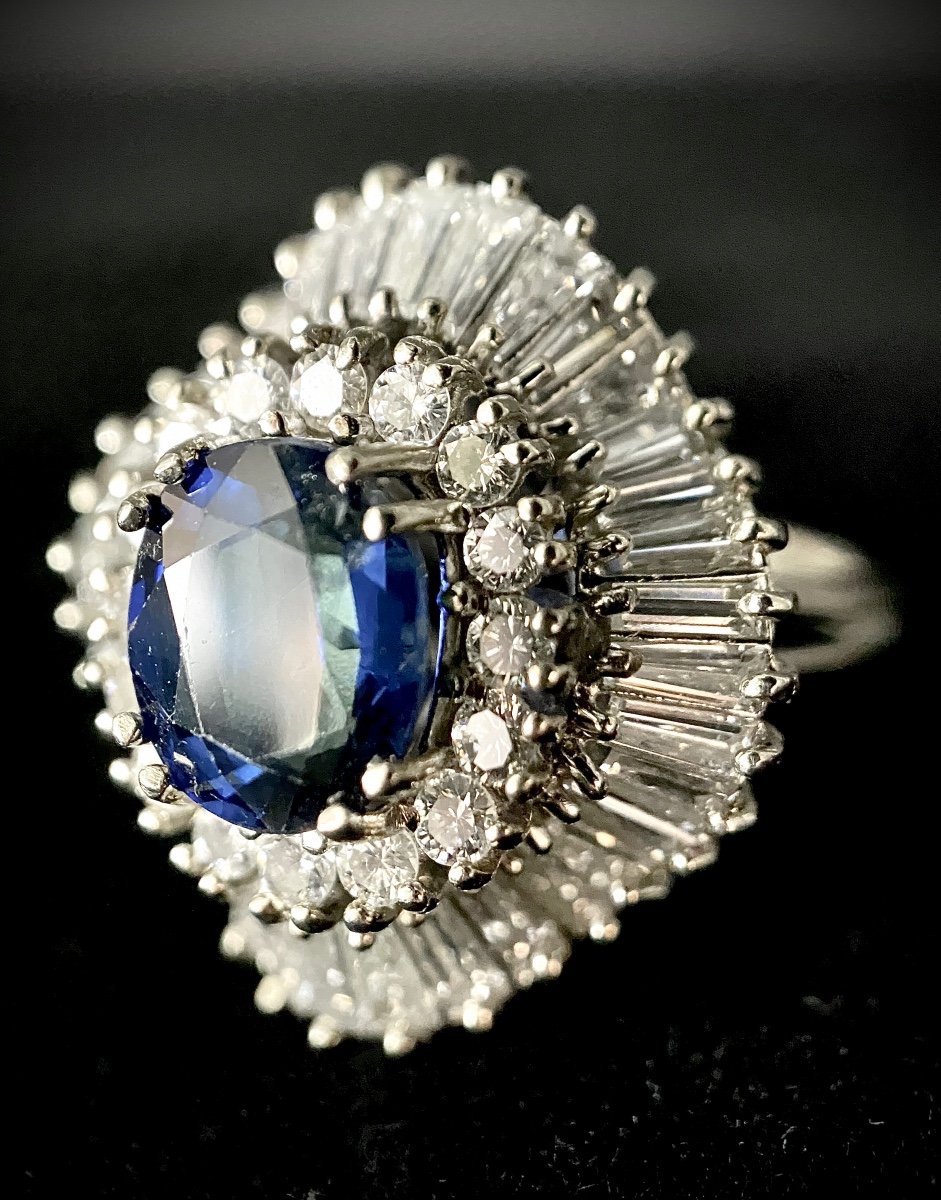 18k White Gold Skirt Ring Set With A 2.25 Carat Sapphire And 4 Carats Of Diamonds-photo-4