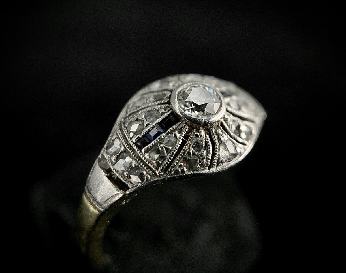 Art Deco Ring In Two-tone Gold Set With An Old-cut Diamond, Diamond Roses And Sapphires-photo-1