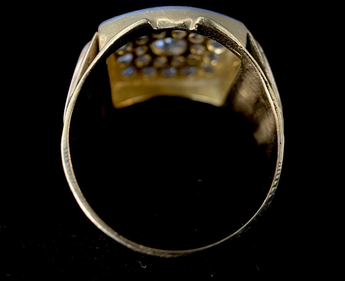 Tank Model Ring, Two-tone Gold, 1940/50s, Decorated With A Paving Of Diamond Roses-photo-3