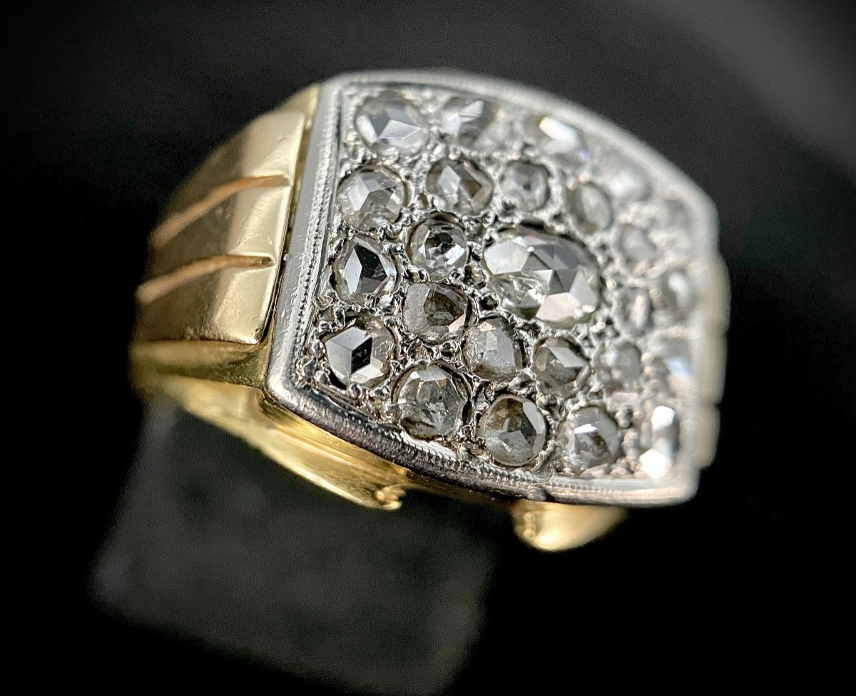 Tank Model Ring, Two-tone Gold, 1940/50s, Decorated With A Paving Of Diamond Roses