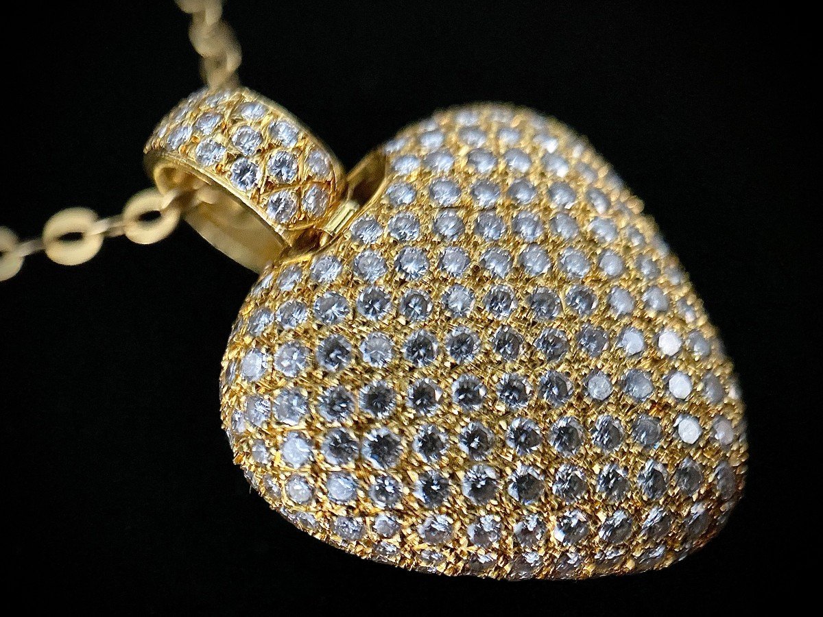 Pendant In 18k Yellow Gold Set With A 3.85 Carat Pavé-photo-1