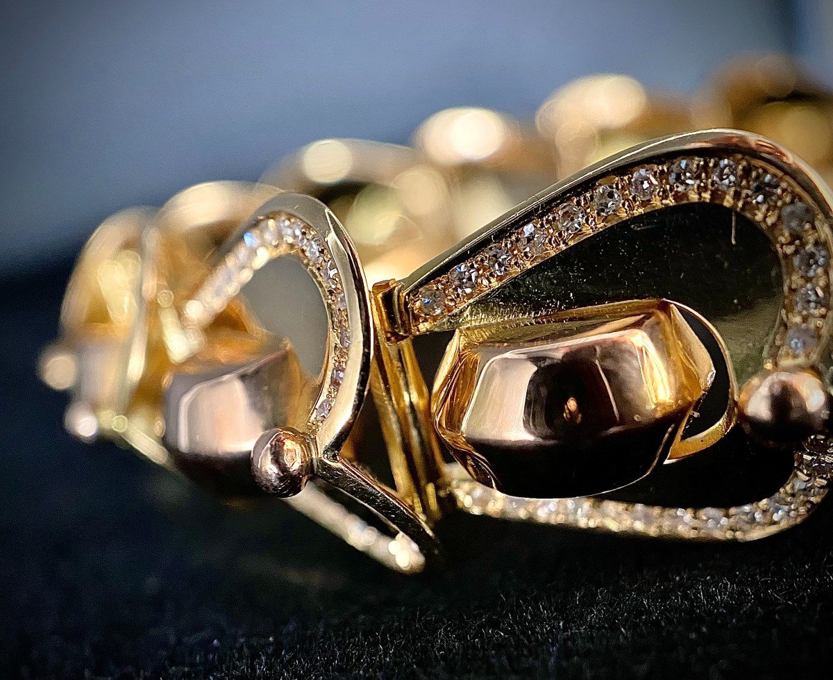 18k Yellow Gold Tank Bracelet Adorned With 14 Volutes And 420 Diamonds (4.20 Carats)-photo-1