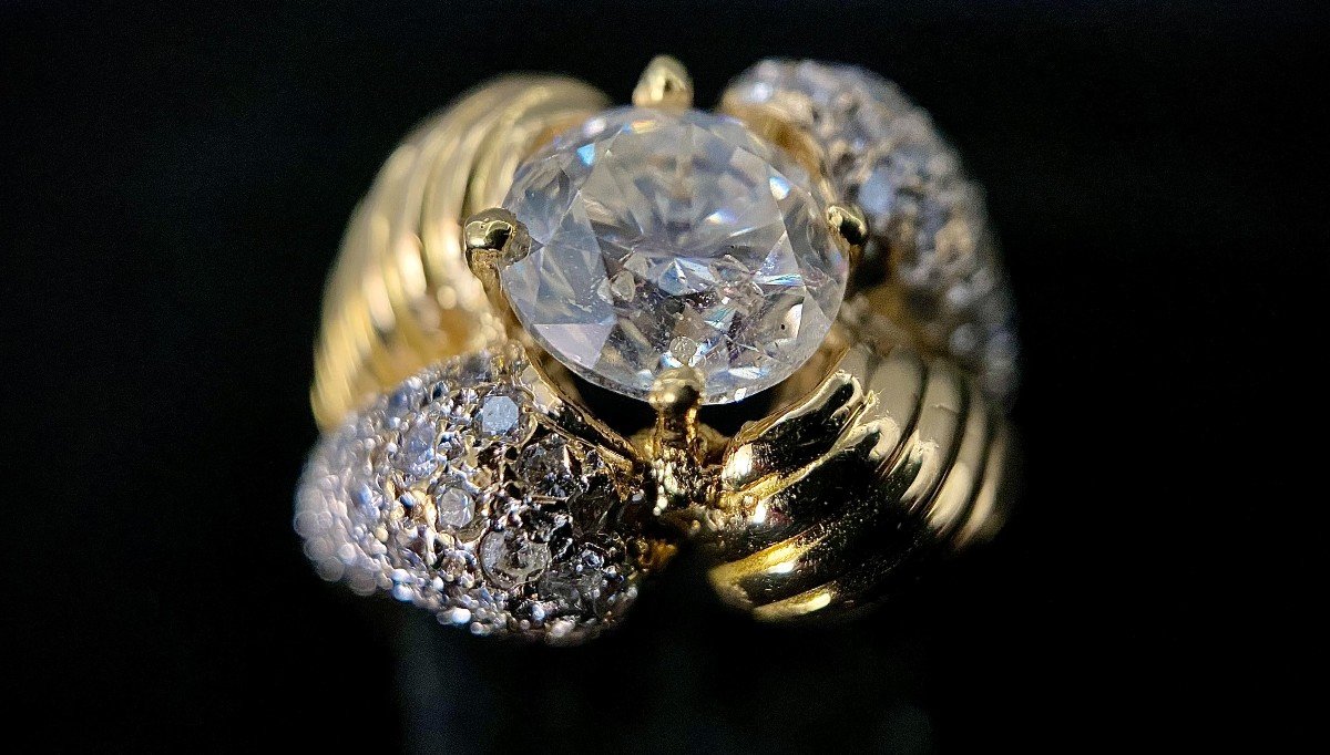 Ring With Central Brilliant Of 1.65 Carat-photo-4