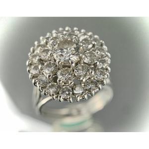 18k White Gold Ring Set With A 0.50 Carat Diamond (vs-g/h) + 1.60 Carats In Surround