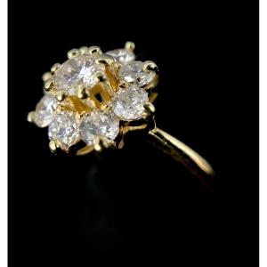 Bague Modèle Marguerite Or 18k Avec Diamant Central De 0,30 Carat (vs-g/h)