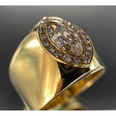 Bague En Or Jaune 18 Carats Avec Diamant Taille Marquise De 1,50 Carats (si - G/h)