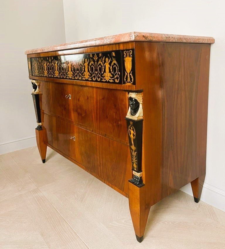 Commode. Biedermeier Autrichien 1810-1825-photo-3