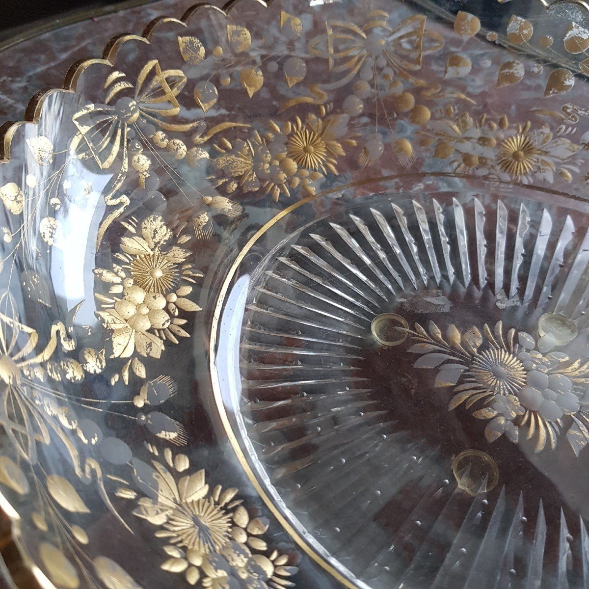 Large Beautiful Gold Glass Dish. L-33cm-photo-2