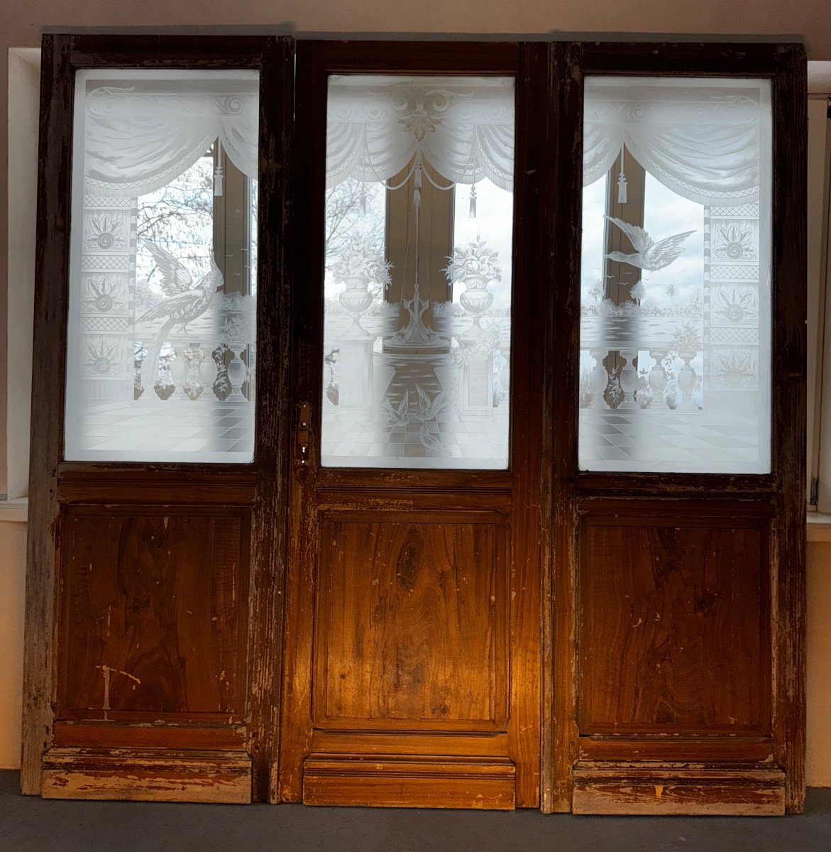 Beautiful Set Of Engraved Glass Doors 221х217cm-photo-5